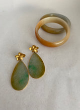 Load image into Gallery viewer, 18K CARVED BUTTERSCOTCH / GREEN JADE EARRINGS
