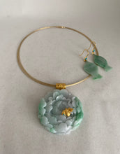 Load image into Gallery viewer, 18K CARVED PEONY JADE PENDANT

