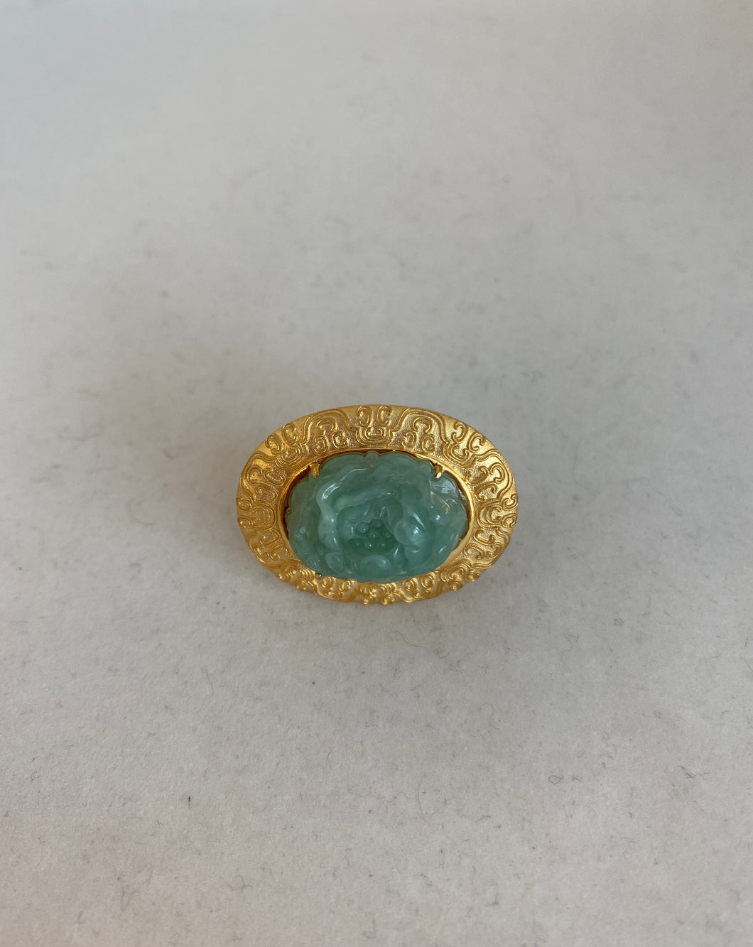 18K CARVED GREEN JADE PEONY RING