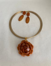 Load image into Gallery viewer, 18K CARED RED JADE PEONY PENDANT
