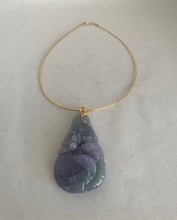 Load image into Gallery viewer, 18-KARAT YELLOW GOLD BLUISH-LAVENDER DOUBLE FISH AND LOTUS PENDANT
