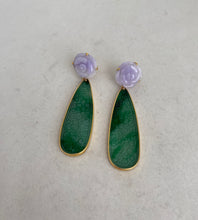 Load image into Gallery viewer, 18 KARAT DEEP GREEN JADE EARRINGS
