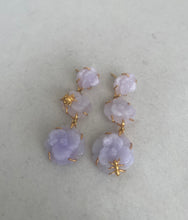 Load image into Gallery viewer, CARVED LAVENDER PEONY JADE EARRINGS
