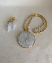 Load image into Gallery viewer, 18 KARAT GOLD WHITE JADE DOUBLE DRAGON PENDANT
