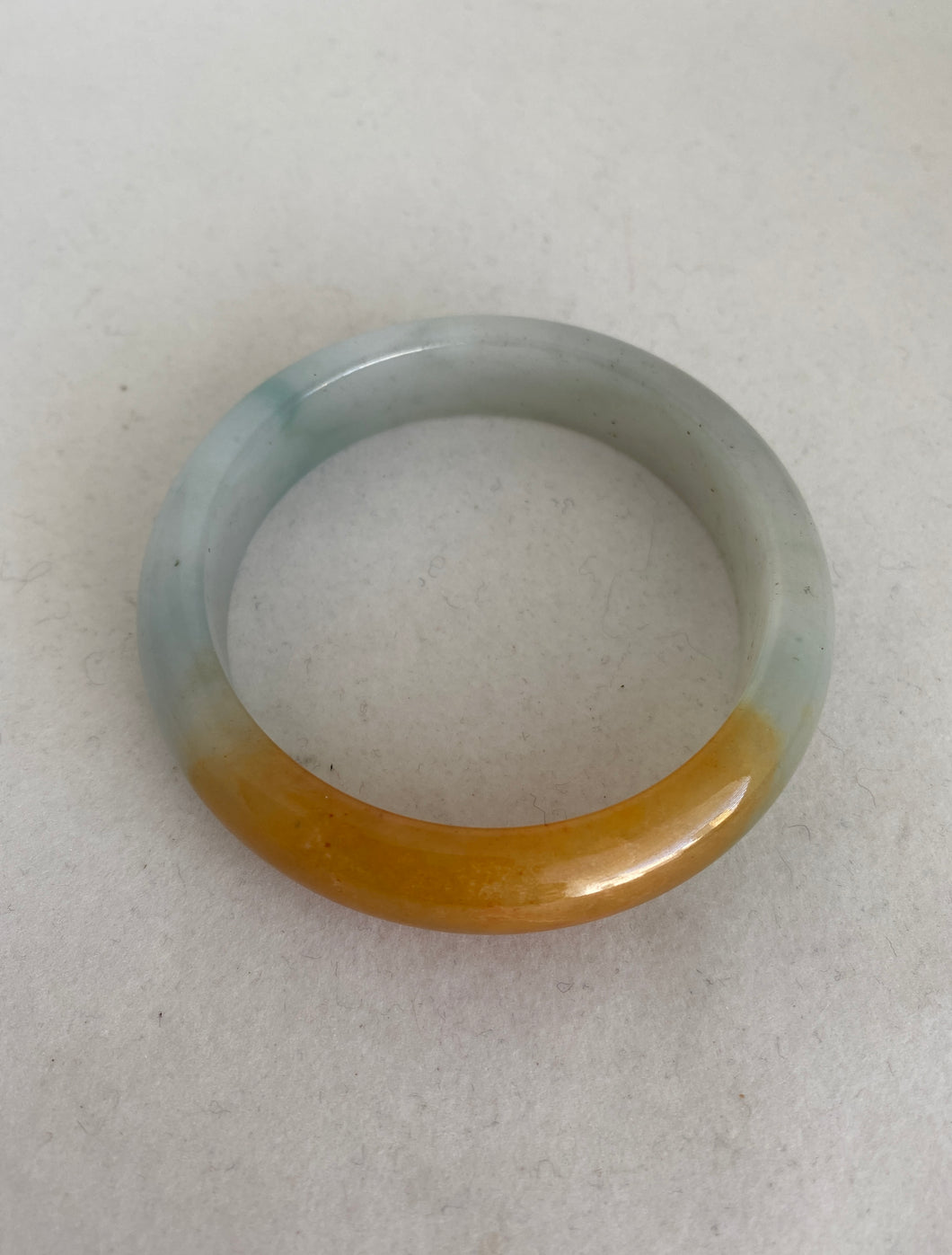 LIGHT GREEN / BUTTERSCOTCH JADE BANGLE