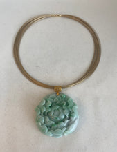 Load image into Gallery viewer, 18K CARVED  APPLE GREEN JADE PEONY PENDANT
