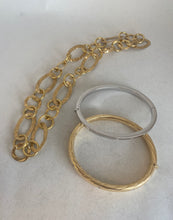 Load image into Gallery viewer, 18KT WHITE GOLD DIAMOND HINGED BANGLE
