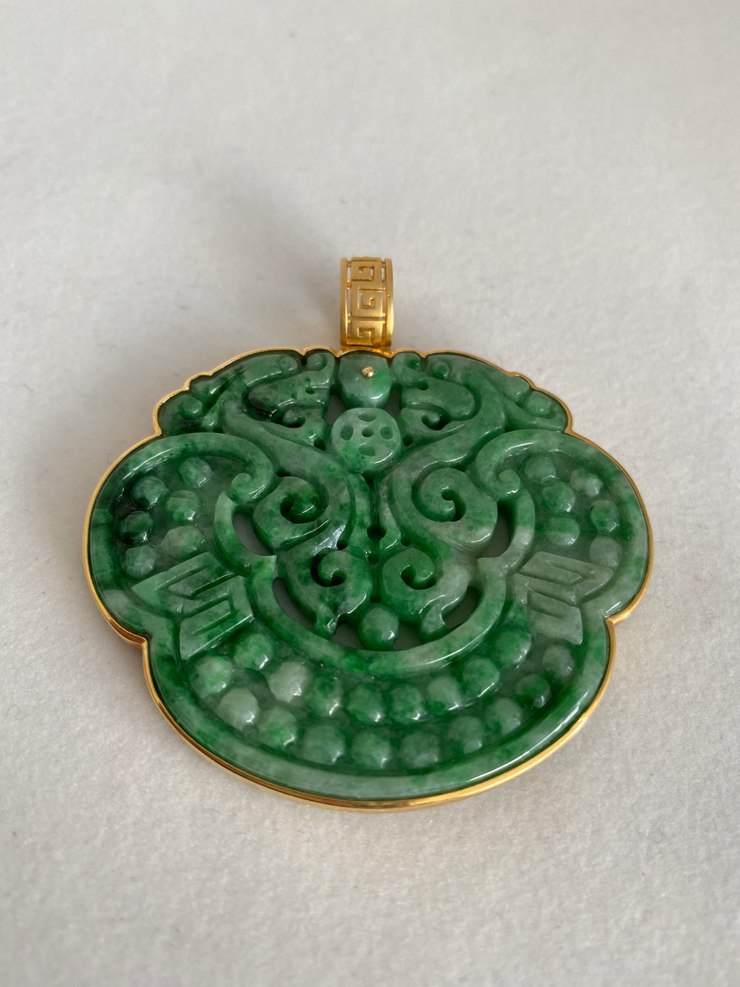 18K CARVED 