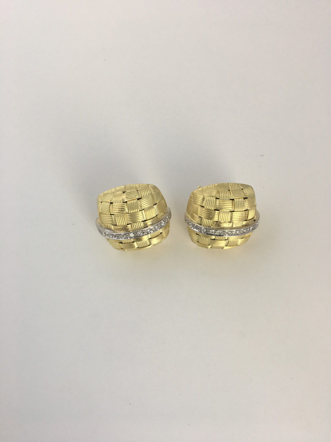 18K GOLD BRAIDED EARRINGS