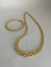 Load image into Gallery viewer, 18K BYZANTINE STYLE BRACELET
