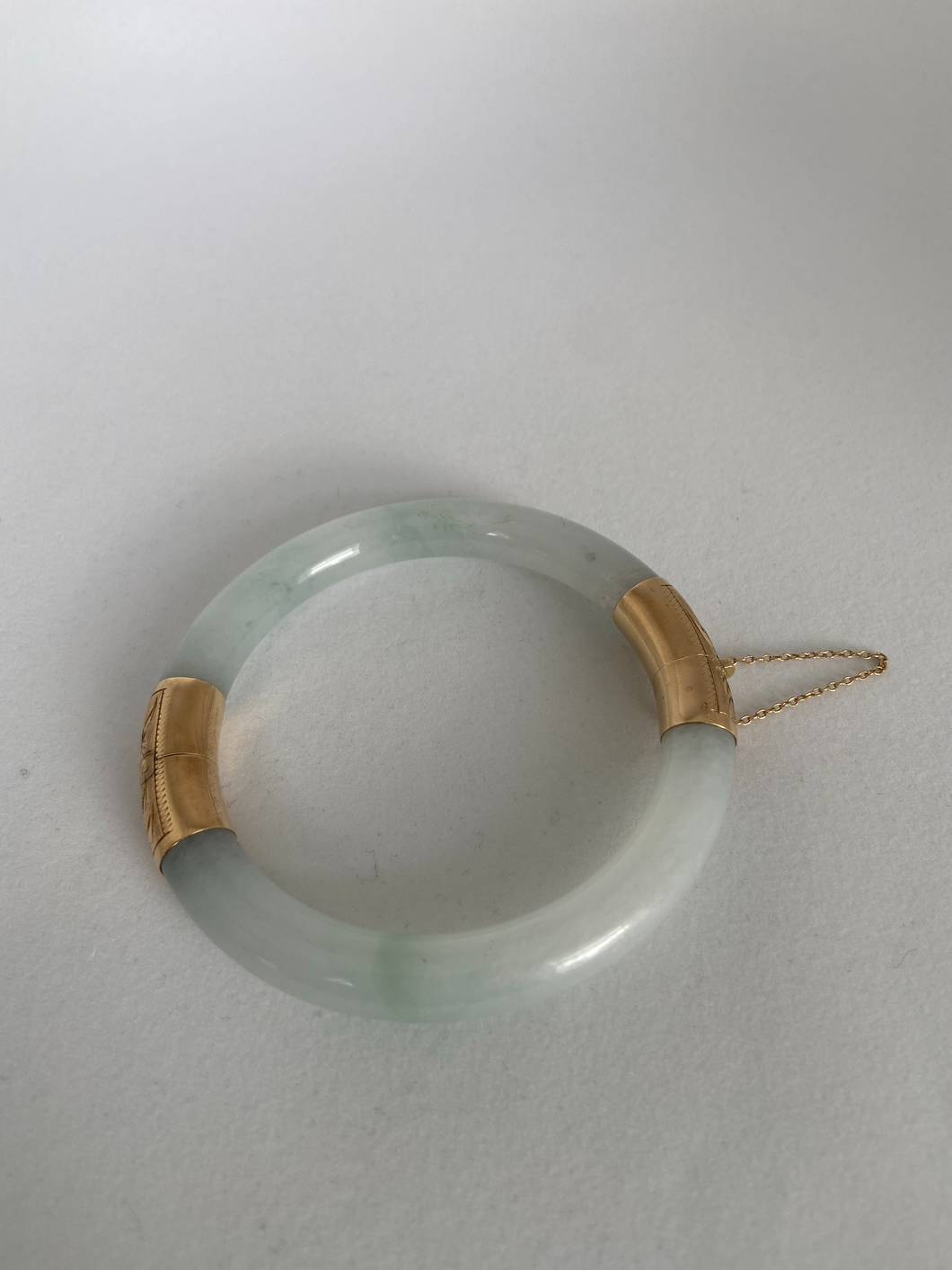 HINGED LIGHT GREEN JADE BANGLE BRACELET