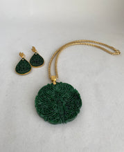 Load image into Gallery viewer, 18K DARK GREEN JADEITE JADE MEDALLION WITH CARVED BUTTERFLY
