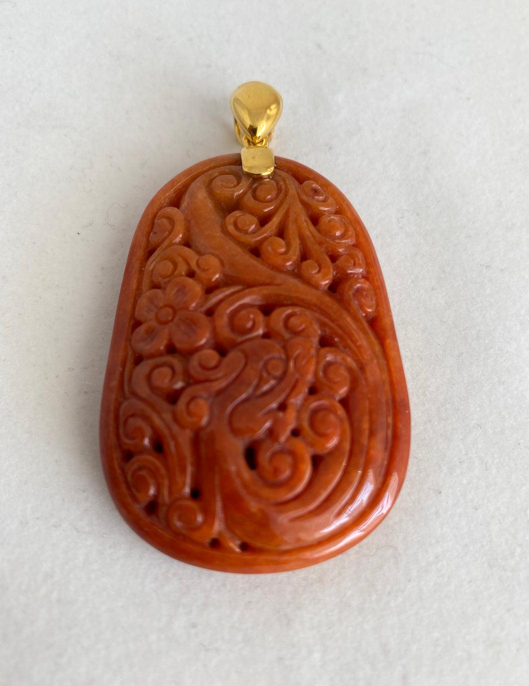 18K CARVED RED JADEITE JADE PENDANT