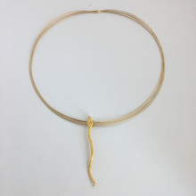 Load image into Gallery viewer, 24K YELLOW GOLD &quot;SWEET BEAUTY&quot; PENDANT
