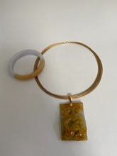 Load image into Gallery viewer, 18K YELLOW JADE PENDANT WITH CARVED DRAGON
