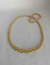 Load image into Gallery viewer, 14KT BYZANTINE STYLE GRADUATED NECKLACE
