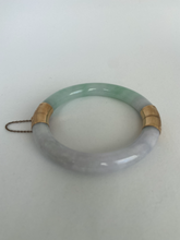 Load image into Gallery viewer, 14K GOLD HINGED JADE BANGLE BRACELET
