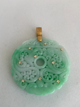 Load image into Gallery viewer, 18K CARVED APPLE GREEN JADE PENDANT WITH DIAMONDS
