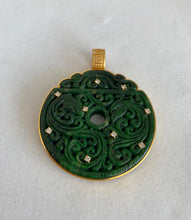 Load image into Gallery viewer, 18K CARVED DARK GREEN ROUND DISC MEDALLION
