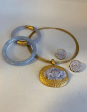 Load image into Gallery viewer, 18K LAVENDER JADE PENOY PENDANT
