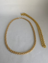 Load image into Gallery viewer, 18KT YELLOW OVAL LINK NECKLACE
