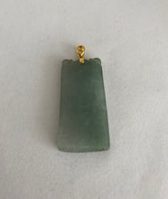 Load image into Gallery viewer, 18K OCEAN GREEN JADEITE JADE PENDANT
