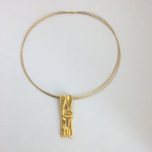 Load image into Gallery viewer, 24K YELLOW GOLD &quot; PASSION&quot; PENDANT
