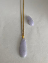 Load image into Gallery viewer, 18K LAVENDER JADEITE JADE PENDANT

