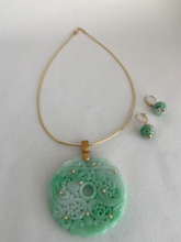 Load image into Gallery viewer, 18K CARVED APPLE GREEN JADE PENDANT WITH DIAMONDS
