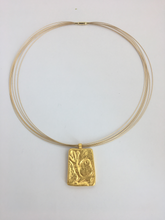 Load image into Gallery viewer, 24K YELLOW GOLD &quot; LITTLE SNAIL&quot; PENDANT
